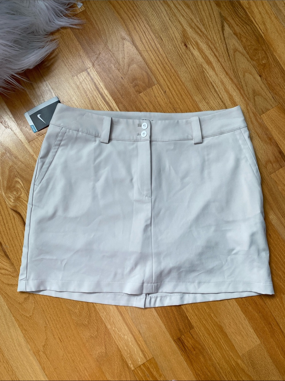 Nike Beige Golf Skort with Belt Loops